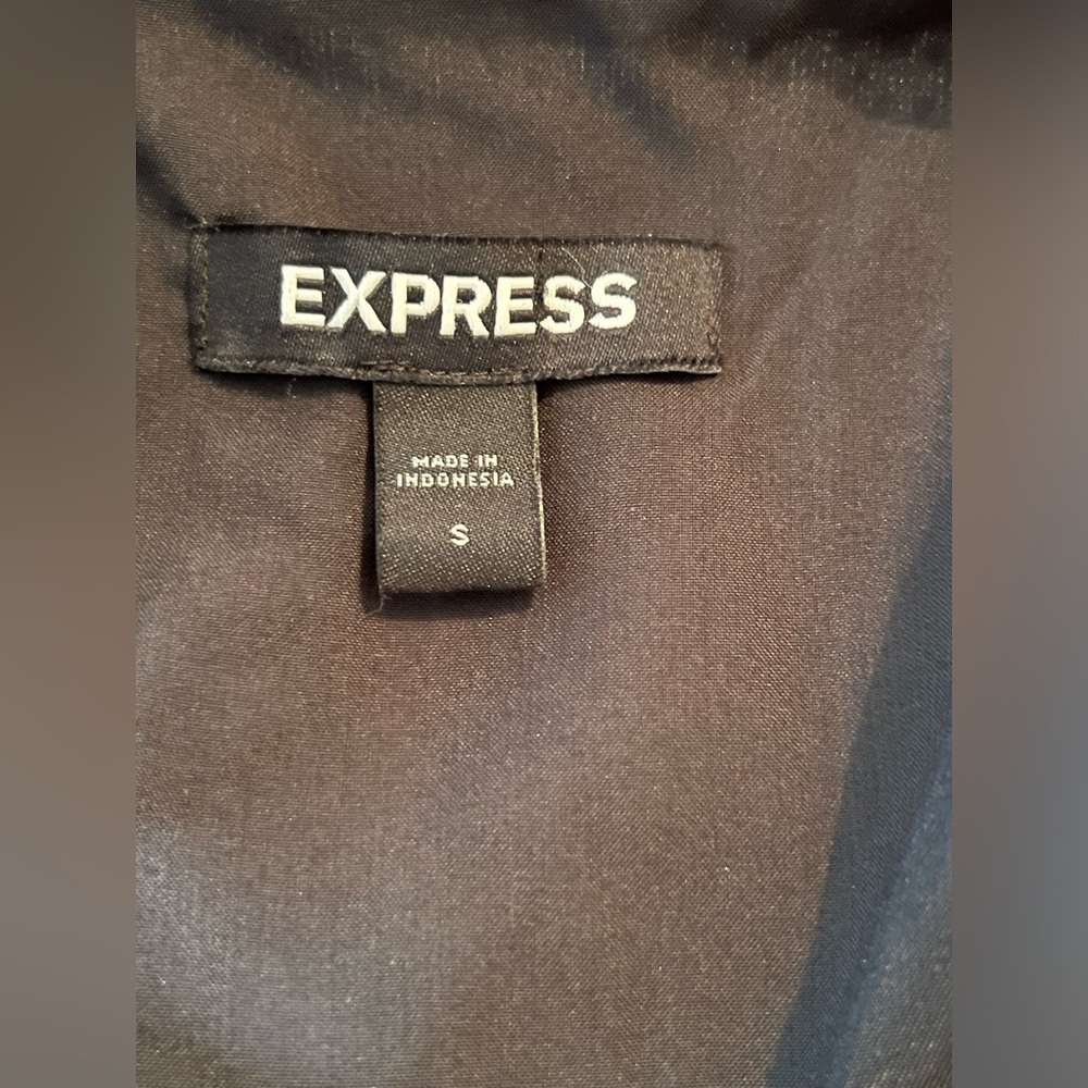 Express top - Picture 2 of 7